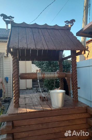 Колодец резной