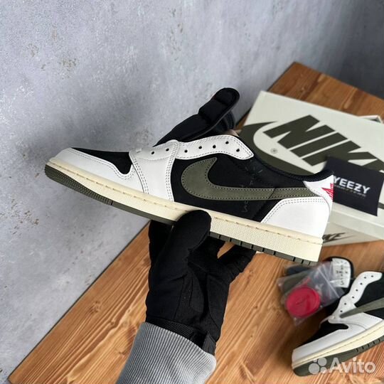 Travis Scott x Air Jordan 1 Low OG “Olive”