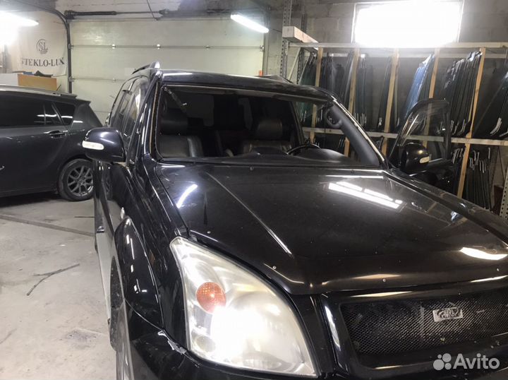 Лобовое стекло Toyota Land Cruiser 150 Prado