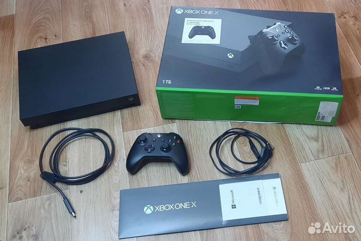 Xbox One x 1TB + 300 игр