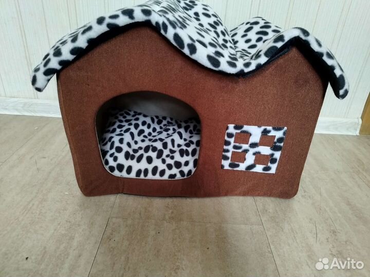 Домик для маленькой собаки