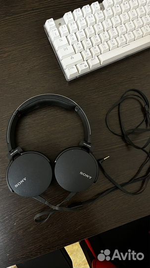 Наушники Sony MDR-XB550