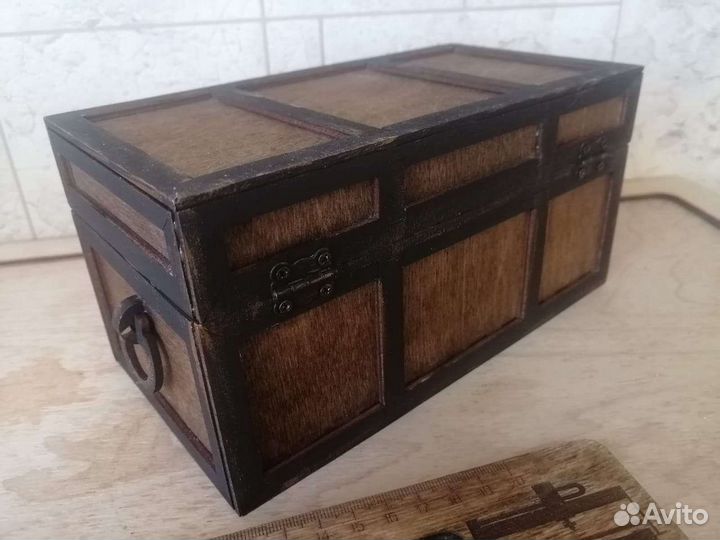 Шкатулка сундук