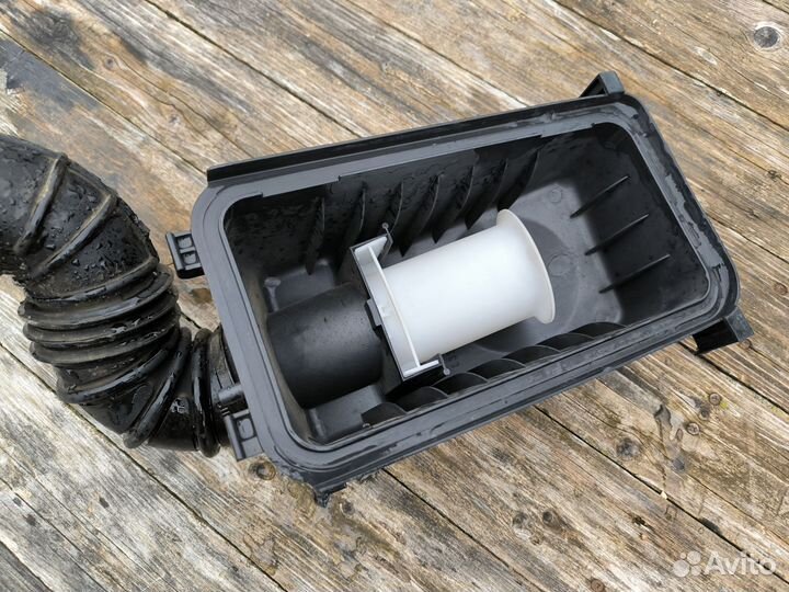 Toyota corolla 2003 1.8 гофра крышка возд фильтра