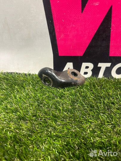 Кронштейн глушителя передний Lexus NX рест. 2020