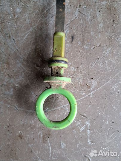 Щуп масляный Mercedes w126