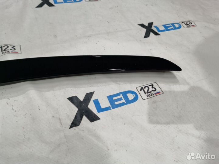 Спойлер Mercedes W209 чёрный глянец