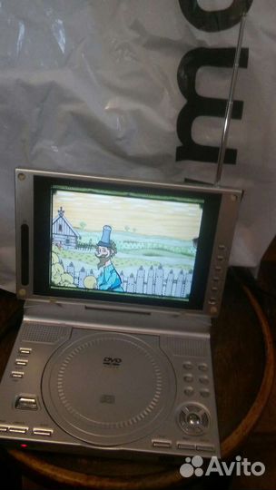 Портативный видеопроигрыватель Sony / tv