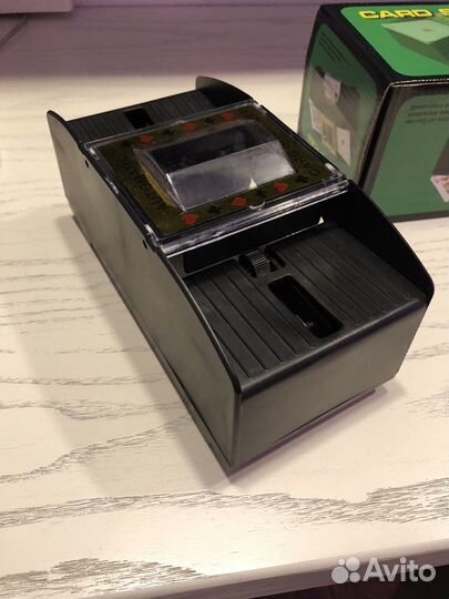 Шафлер для игральных карт