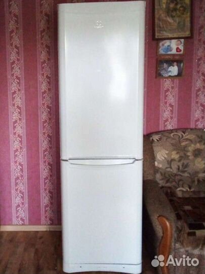 Компрессор,полки,ящики для холодильника indesit
