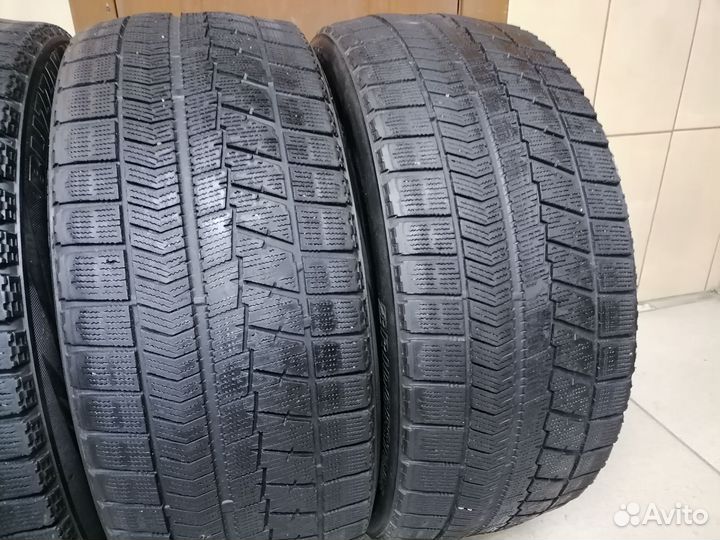 Bridgestone Blizzak VRX 225/45 R17