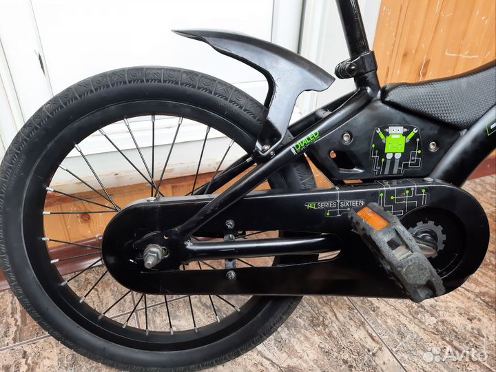 Детский велосипед 16дюймов trek