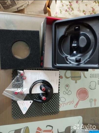 Беспроводные водонепроницаемые наушники mp3 8Gb