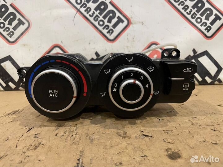 Блок управления печкой KIA RIO 3