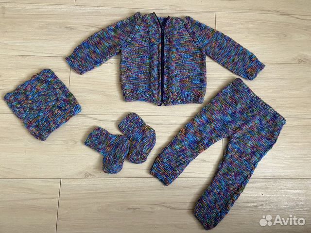 Теплый костюм на девочку