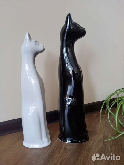 Статуэтки интерьерные керамика (кот копилка)