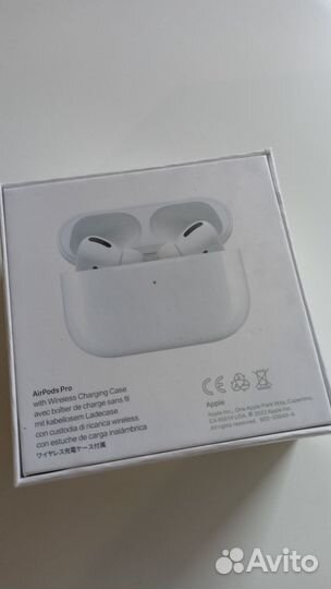 Наушники AirPods pro