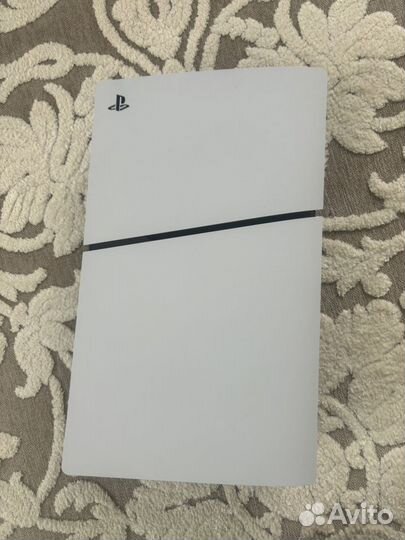 Игровая консоль PlayStation 5 Slim