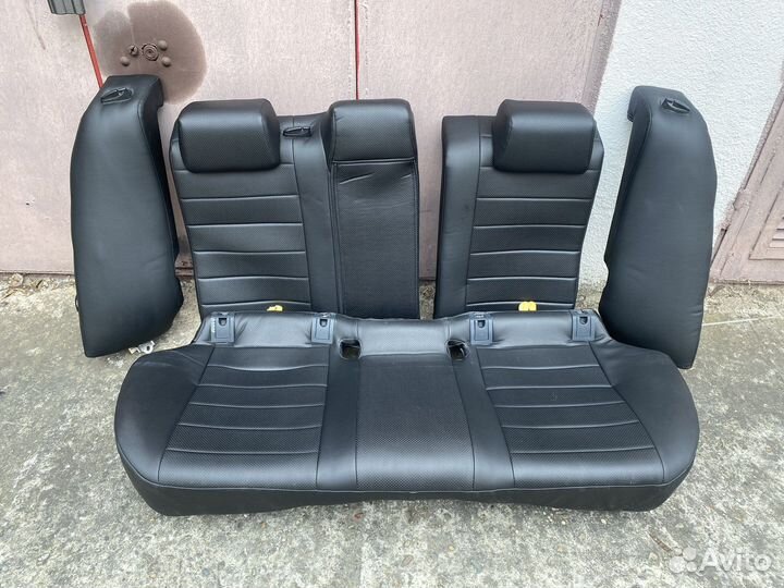 Заднее сидение Toyota Camry 70