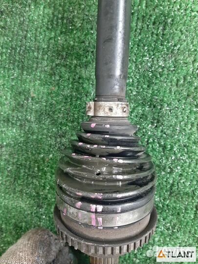 Привод передний правый toyota vitz