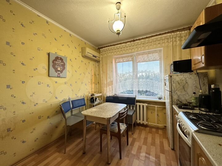 2-к. квартира, 53,3 м², 6/10 эт.