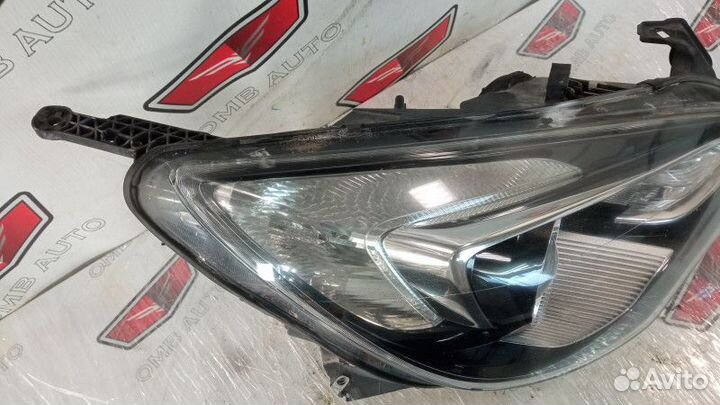 Фара правая галоген Опель Астра J GTC