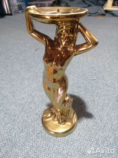 Подсвечник статуэтка