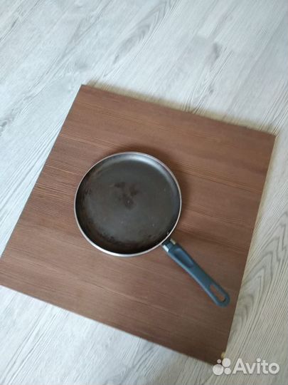 Сковорода блинная