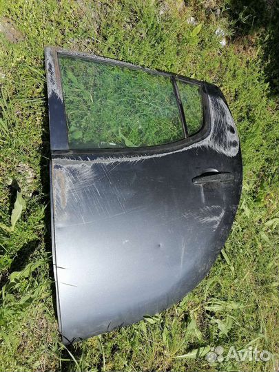 Дверь на mitsubishi l200