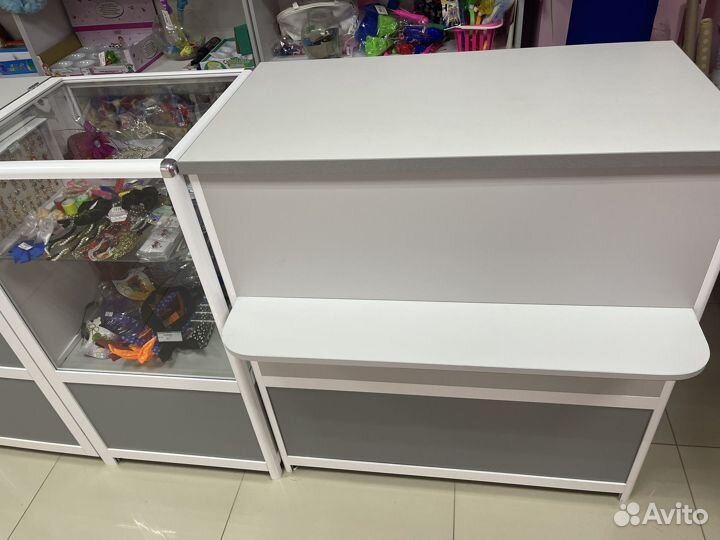 Торговые витрины стеклянные