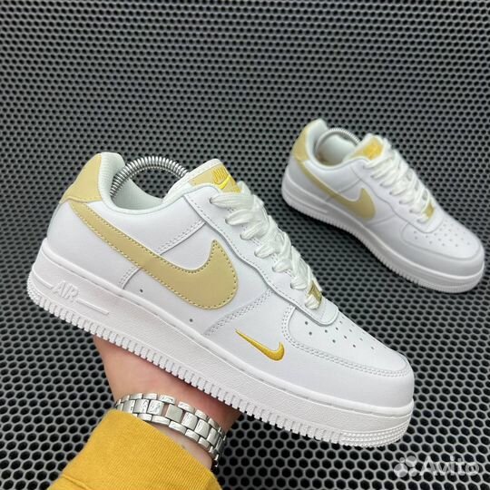 Кроссовки Nike Air Force 1 Low Essential White Gol