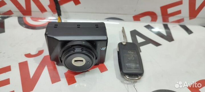 Замок зажигания Volkswagen Touareg 7LA AXQ