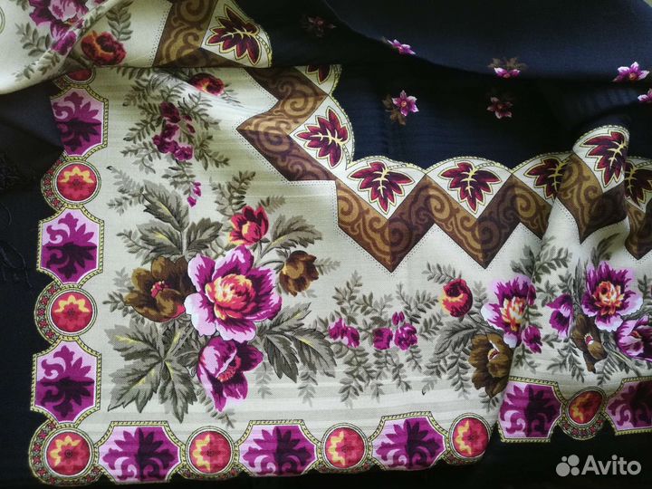 Павловопосадский платок шаль