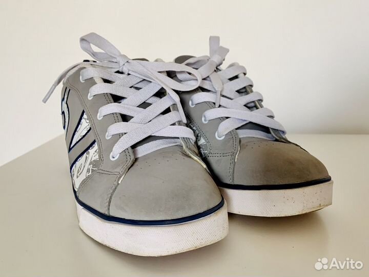 Стильные женские роликовые кроссовки heelys