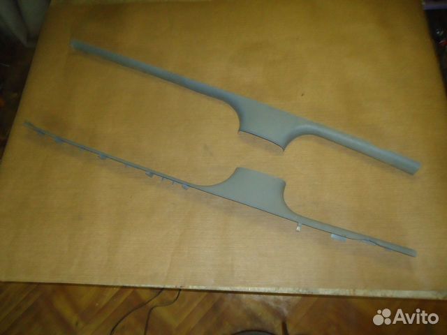 1U4853374 накладка порога правая Skoda Octavia I