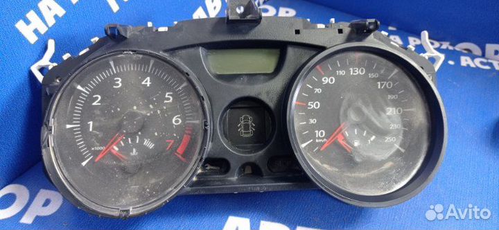 Панель приборов Renault Megane 2 седан 2007