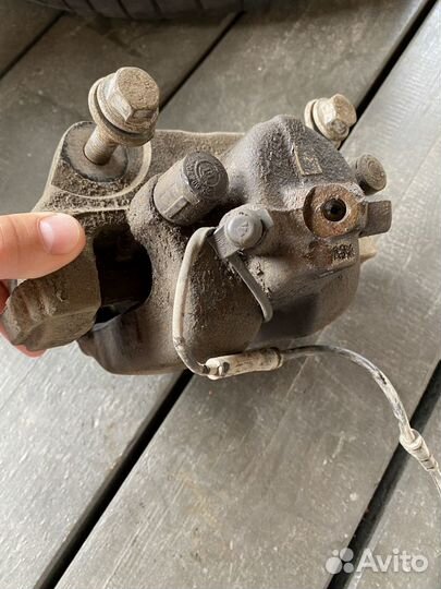 Суппорта передние bmw f30