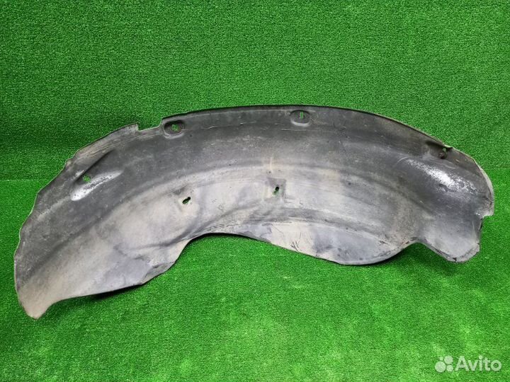 Подкрылок Mercedes-Benz M-Class W163 M112 1999