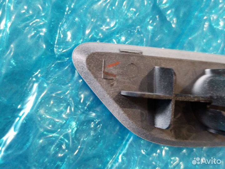 Крышка форсунки Лексус Rx 4 левая белая 19-23