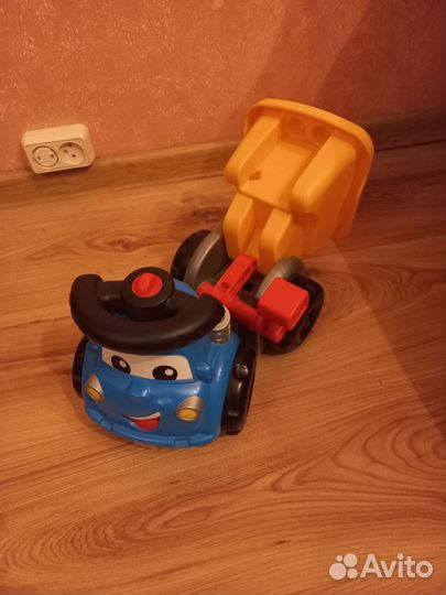 Детская машинка грузовичок mega bloks