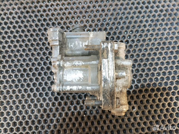 4802050010 Клапан ускорительный