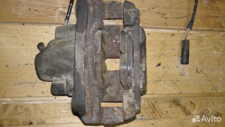 Бмв суппорт передний левый bmw х5 е53