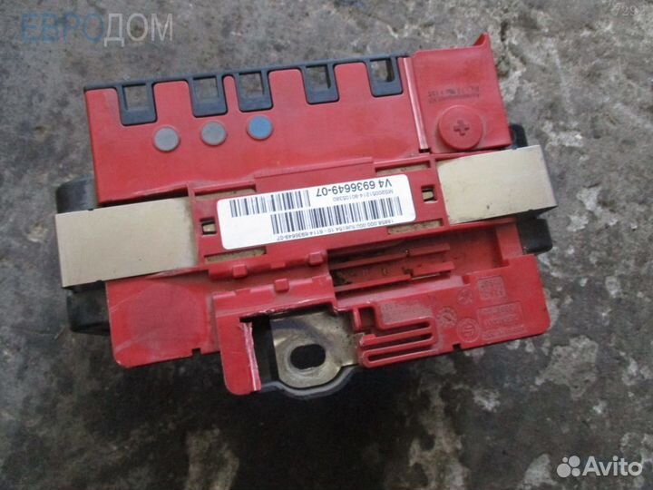 Монтажный блок с предохранителем BMW E87 s1055150