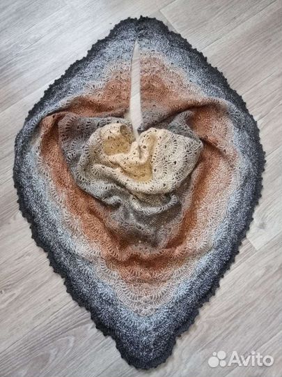 Шаль, бактус