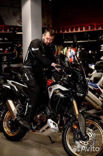 Комбинезон klim мотоциклетный с защитой