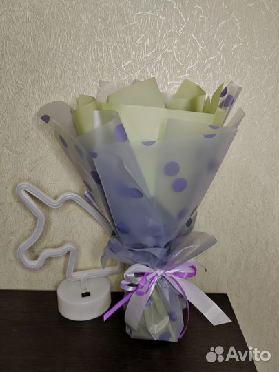 Сладкий букетик из маршмеллоу и мармелада