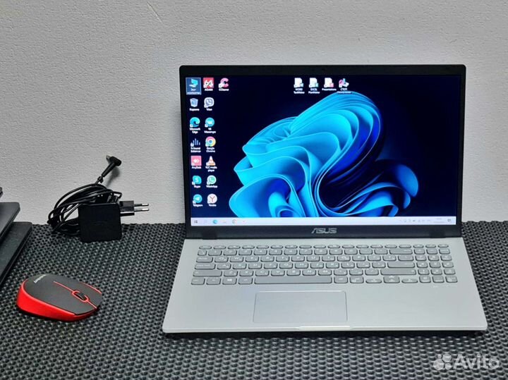 2022г. Быстрый Ноутбук Asus 8/256