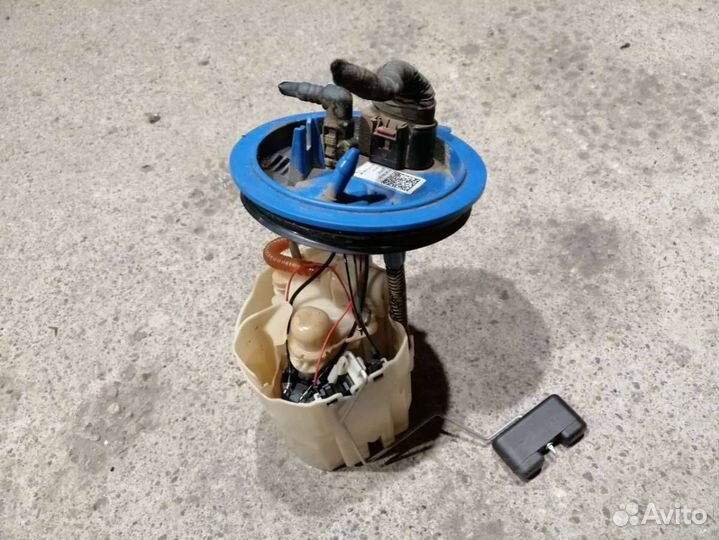 Насос топливный в бак Skoda Octavia 3 (A7) 2015
