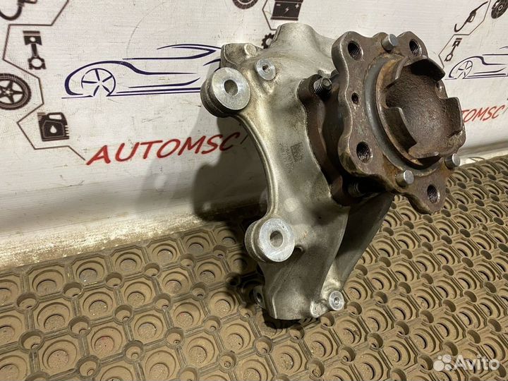 Кулак поворотный передний левый BMW M2 M3 M4