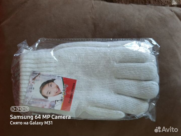 Перчатки женские новые шерстяные